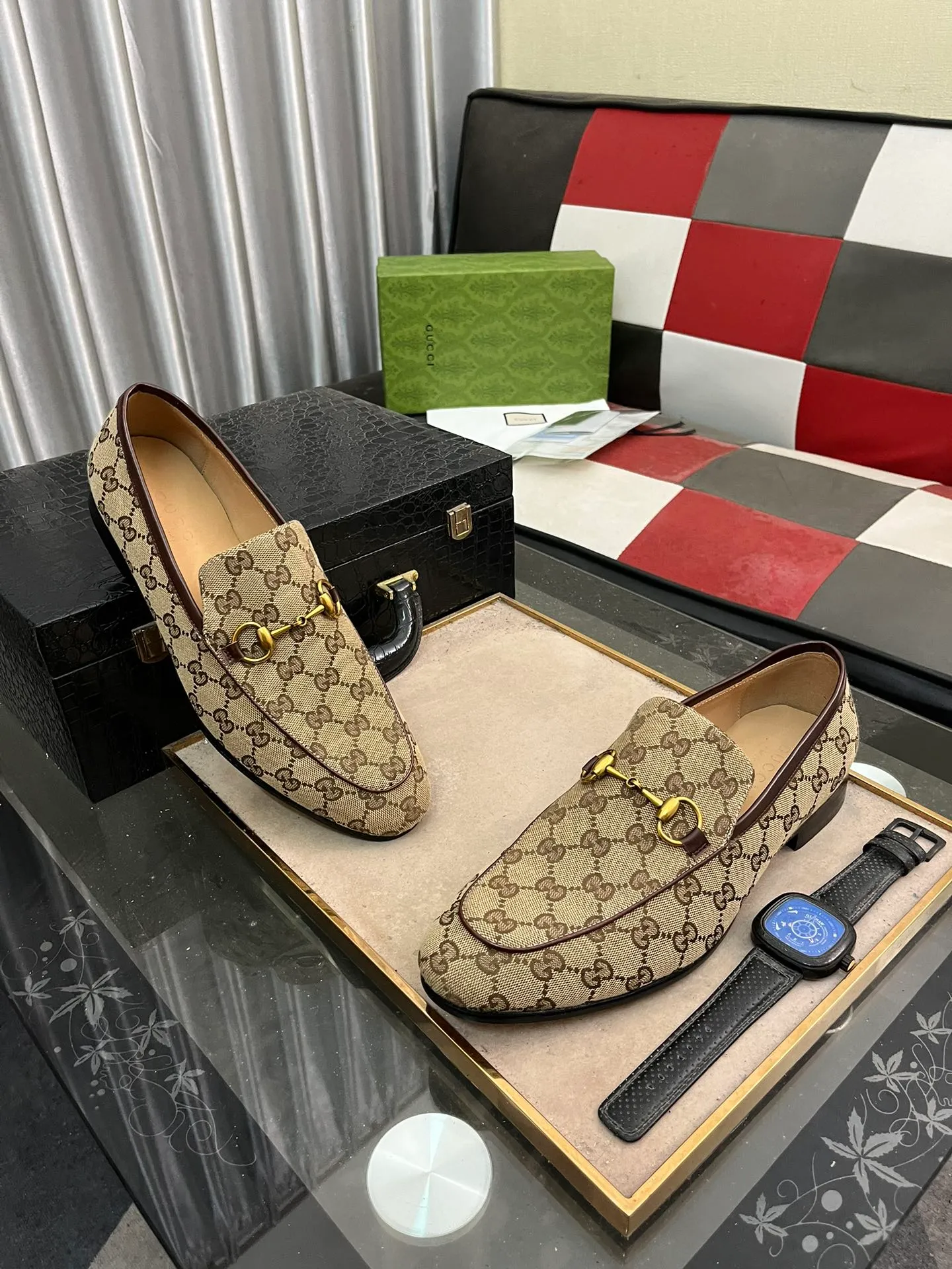 Men's men's shoes 💰500⌚️⌚️(Gucci·GUCCI) new product series ss hot new products 💢 💠 Casual leather shoes 👞, first layer of cowhide, upper hardware buckles and logo on the sides of the shoe, brand logo on the insole and sole 💠 💎Upper: 100% cowhide 💎Inner: cowhide/100% 💎Feet: cowhide/100% 💎Sole: rubber/100% 💎SIZE: 38 39 40 41 42 43 44 Can be customized 45